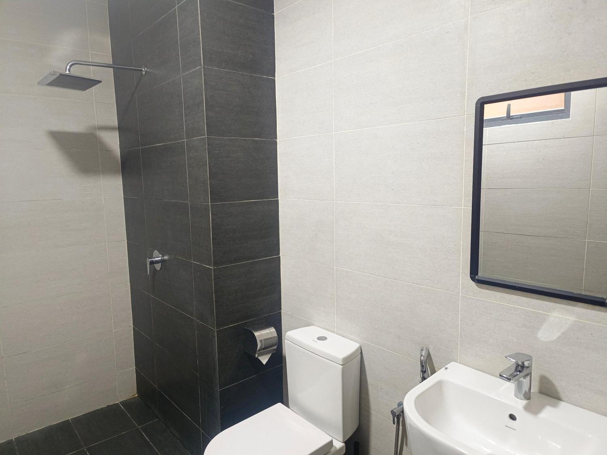 One Bedroom Troika Kota Bharu By Aghome, Modern Design Экстерьер фото
